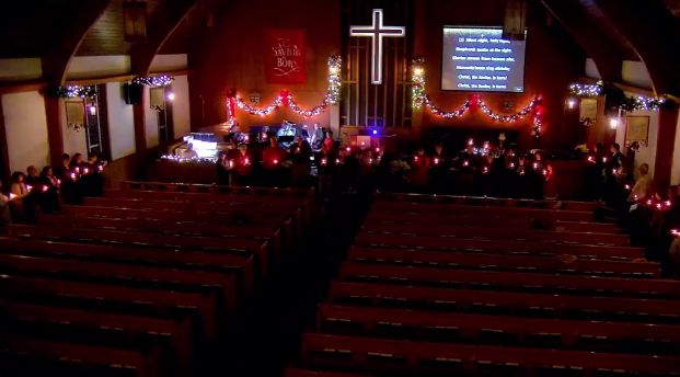 PVURC 2025 
Christmas Eve Candlelight Service - Overall view of the sanctuary.
