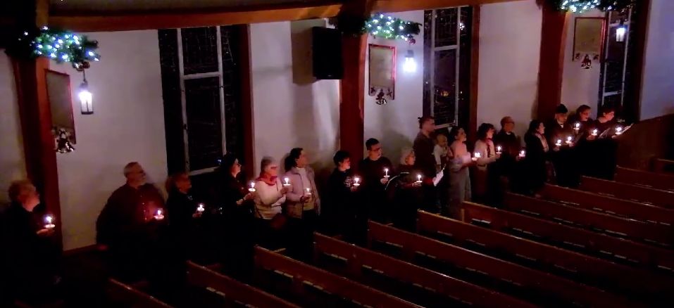 PVURC 2025 
Christmas Eve Candlelight Service - view of the left side of the sanctuary.